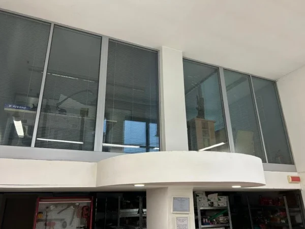 Tirane, jepet me qera dyqan Kati 0, 220 m² 2.500 Euro, 300M nga PAZARI I RI (Rruga Hoxha Tahsin)