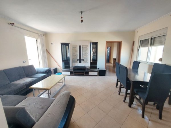 Durres, shitet apartament 2+1+Ballkon Kati 9, 122 m² 100.000 € (Prane Parkut Vala, Durres)