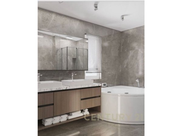 Tirane, shes PENTHOUSE 3+1+3 + 2 POSTE PARKIMI , 214 m² 600.000 € (Liqeni i Thatë)