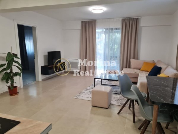 Tirane, jepet me qera apartament 2+1 Kati 2, 100 m² 800 € (Libri Universitar)