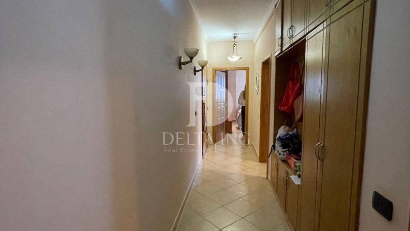 Tirane, shitet apartament 2+1+Aneks+Ballkon Kati 4, 128 m² 256.000 € (Te Aquadrom Tirana , Diga e Liqenit)