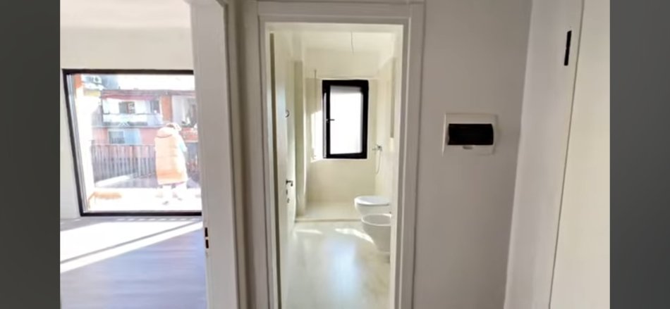 Tirane, jepet me qera 1+1+Ballkon Kati 2, 77 m² 465 € (Qemal Stafa)