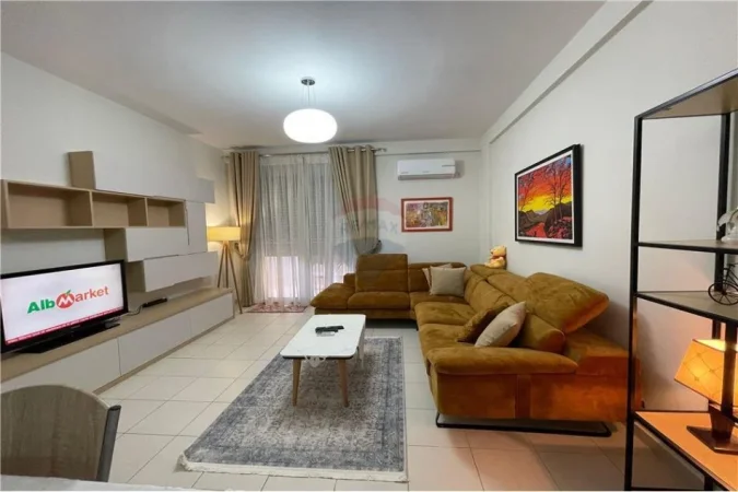 Tirane, jepet me qera apartament 1+1 Kati 3, 70 m² 500 € (Rruga Peti - Liqeni i Thatë)