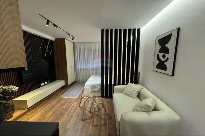Tirane, jepet me qera garsonier Kati 5, 52 m² 600 € (Rruga Qemal Stafa - Pazari i Ri)