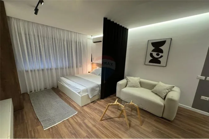 Tirane, jepet me qera garsonier Kati 5, 52 m² 600 € (Rruga Qemal Stafa - Pazari i Ri)