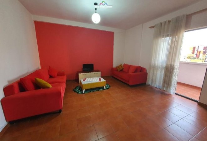 Tirane, jepet me qera apartament 1+1 Kati 3, 74 m² 450 € (Bulevardi Zogu i Parë)