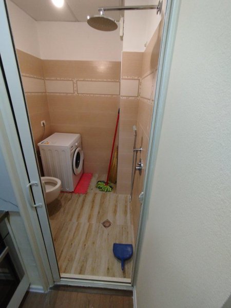 Tirane, jepet me qera garsonier 1+1 Kati 6, 35 m² 280 € (Yzberisht)