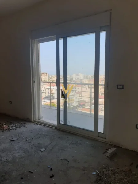 Kavaje, shitet apartament 3+1+Ballkon Kati 3, 130 m² 91.000 € (KAVAJË)