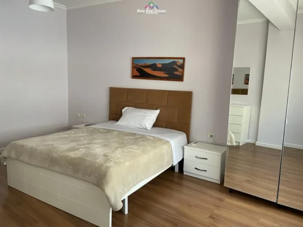 Tirane, jepet me qera apartament 1+1 Kati 4, 75 m² 650 € (Bulevardi Zogu i Parë)