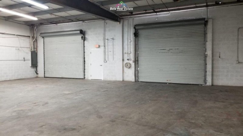 Tirane, jepet me qera ambjent biznesi , 180 m² 600 € (bathore)