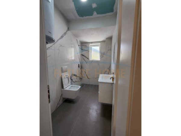 Tirane, shitet apartament 2+1+Depo Kati 1, 61 m² 140.000 € (Ferit Xhajko)