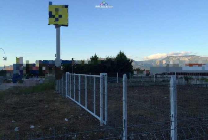 Tirane, jepet me qera ambjent biznesi Kati 1, 700 m² 700 € (VORE)
