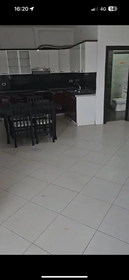 Tirane, jepet me qera apartament 2+1 Kati 3, 120 m² 370 € (Paskuqan )