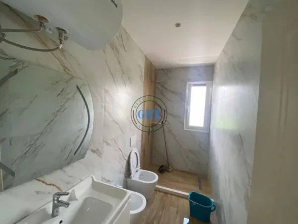 Durres, shitet apartament 2+1 Kati 4, 120 m² 65.000 € (Shkozet, Durres)