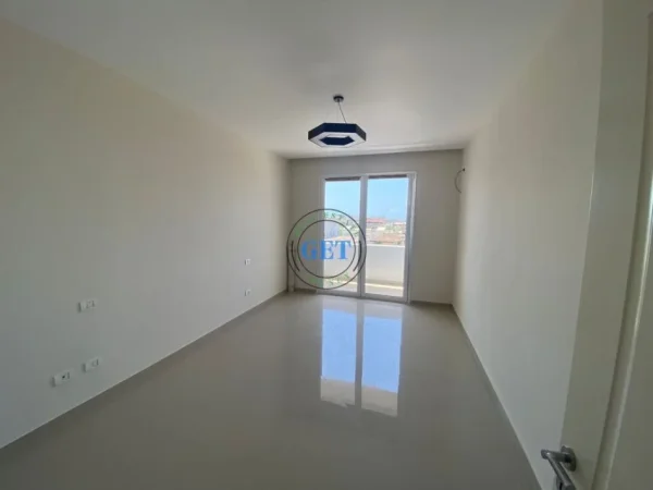 Durres, shitet apartament 2+1 Kati 4, 120 m² 65.000 € (Shkozet, Durres)