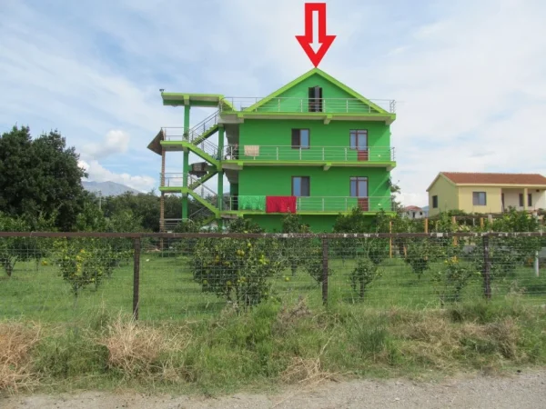 Ishull Shëngjin, Lezhë, Shitet Tokë Arë, Truall + Ndërtesë, Cmimi Fillestar 3,528,000 Lekë