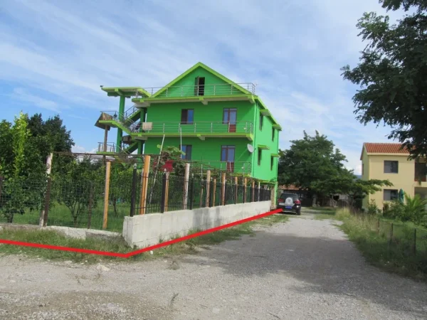 Ishull Shëngjin, Lezhë, Shitet Tokë Arë, Truall + Ndërtesë, Cmimi Fillestar 3,528,000 Lekë