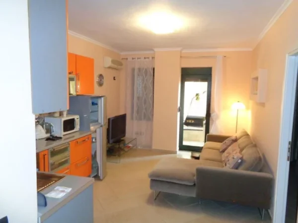 Golem, shitet apartament 2+1 Kati 4, 71 m² 80.000 € (Golem)