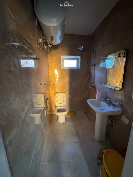 Tirane, shes Vile 2+1 Kati 1, 220 m² 98.000 € (babrru)