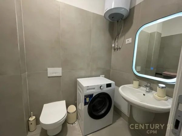 Tirane, shes apartament 1+1+Ballkon , 70 m² 150.000 € (Kodra e Diellit)