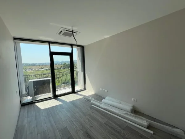 Tirane, jepet me qera apartament 2+1+Ballkon Kati 3, 121 m² 1.300 € (RRUGA E KOSOVAREVE)