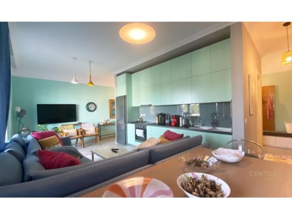 Durres, shitet apartament 2+1+Ballkon Kati 3, 259.000 € (Gjiri i Lalzit)
