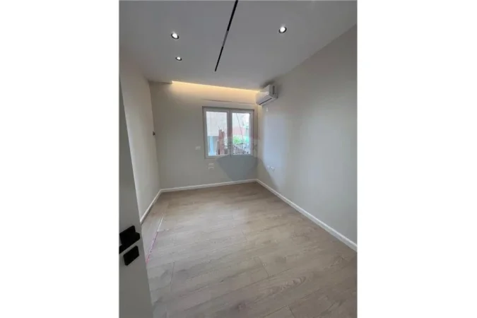 Tirane, shitet apartament 2+1 Kati 3, 103 m² 255.000 € (9 - kateshet - Qendër)