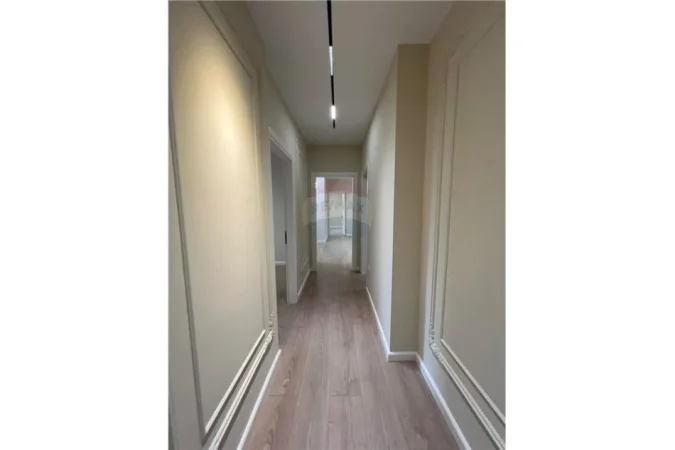 Tirane, shitet apartament 2+1 Kati 3, 103 m² 255.000 € (9 - kateshet - Qendër)