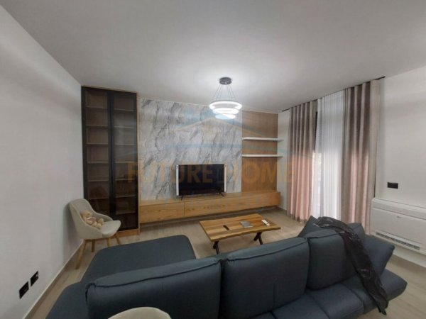 Tirane, shitet 1+1 Kati 1, 74 m² 250.000 € (TEG)