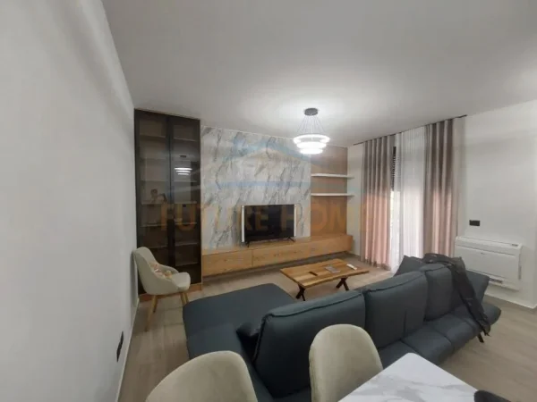 Tirane, shitet 1+1 Kati 1, 74 m² 250.000 € (TEG)