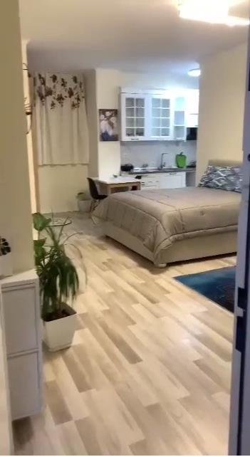 Tirane, jepet me qera garsonier 1+1 Kati 3, 45 m² 500 € (Kafe Flora)