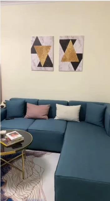 Tirane, jepet me qera garsonier 1+1 Kati 3, 45 m² 500 € (Kafe Flora)