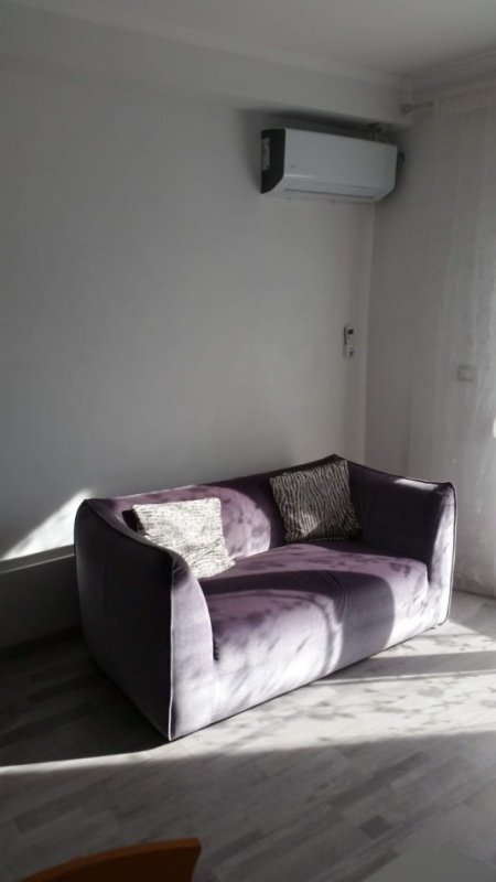 Tirane, jepet me qera 2+1+Ballkon Kati 2, 75 m² 400 € (LLazi Miho)