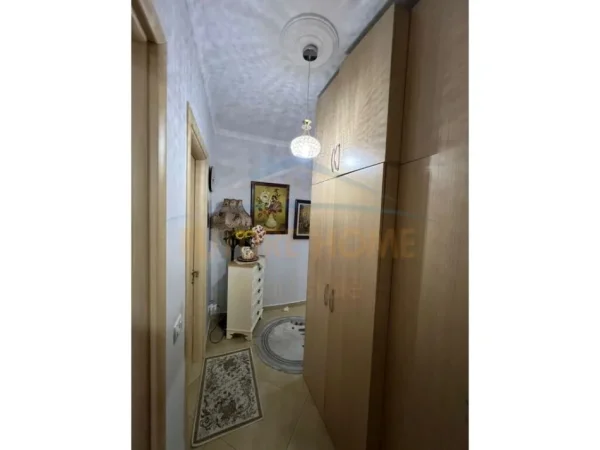 Tirane, Shitet, apartament 3+1 Kati 7, 141 m² 170.000 € (unaza e re)