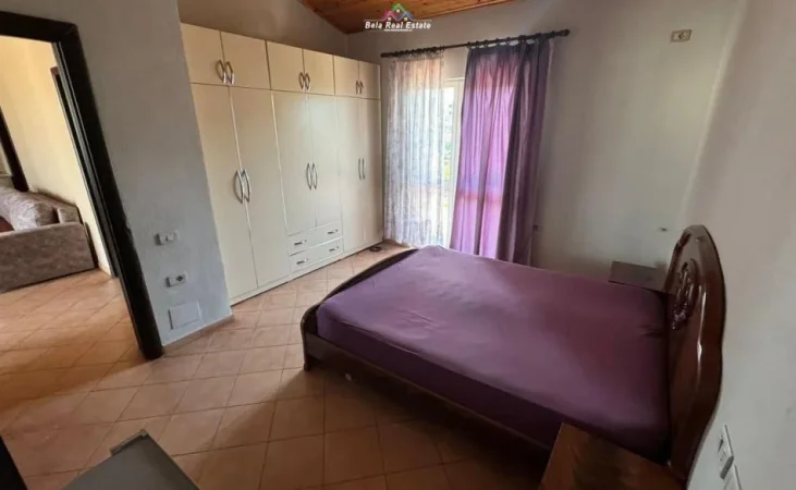 Tirane, jepet me qera apartament 1+1+Ballkon Kati 4, 150 m² 400 € (400)