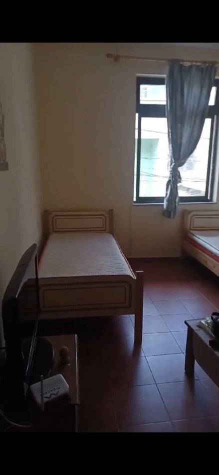 Tirane, jepet me qera apartament 1+1 Kati 2, 40 m² 258 € (Kinostudio)