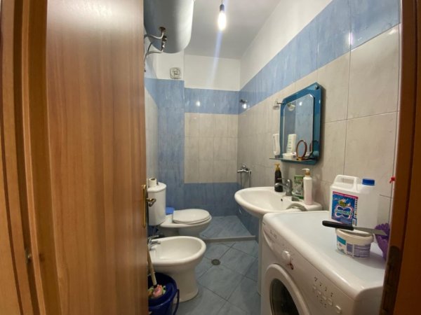 Tirane, shitet apartament 1+1 Kati 4, 59 m² 77.000 € (Astir)