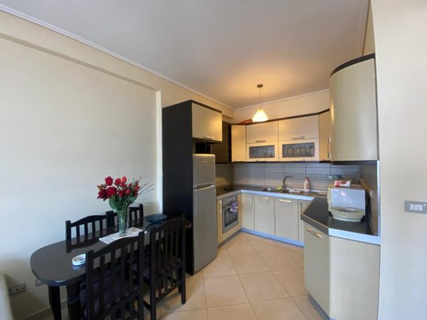 Tirane, shitet apartament 1+1 Kati 4, 59 m² 77.000 € (Astir)