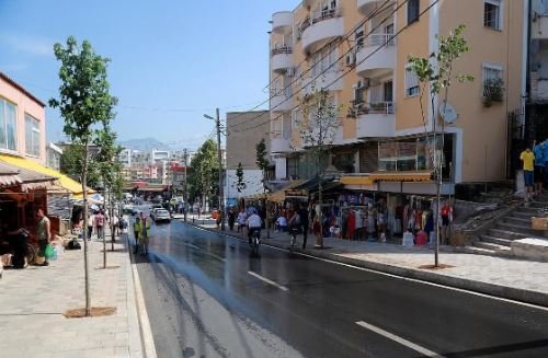 Tirane, jepet me qera shtepi 2 Katshe Kati 2, 80 m² 348 € (5 maj)