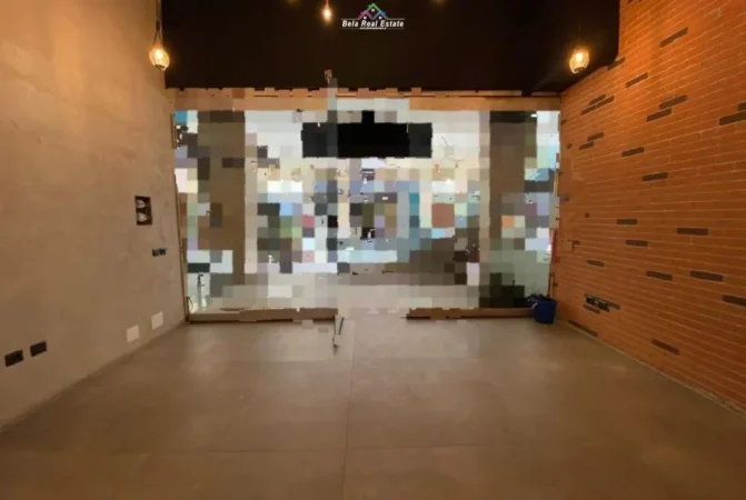 Tirane, jepet me qera dyqan Kati 0, 73 m² 1.300 € (Rruga e Barrikadave)