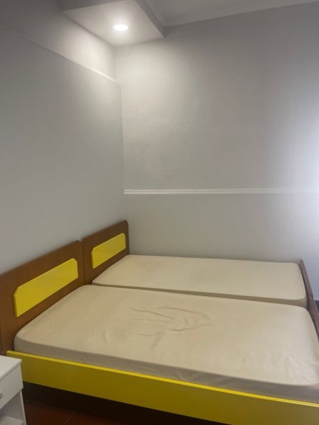Tirane, jepet me qera garsonier 1+1 Kati 3, 40 m² 350 € (Stadiumi Dinamo)