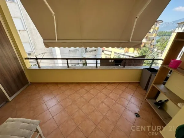 Tirane, jepet me qera apartament 1+1 Kati 4, 61 m² 600 € (KOPSHTI ZOLOGJIK)