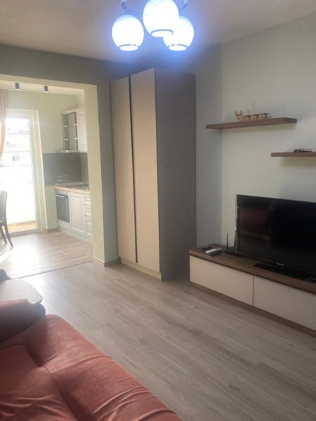 Tirane, jepet me qera apartament 1+1 Kati 4, 60 m² 500 € (VASIL SHANTO)