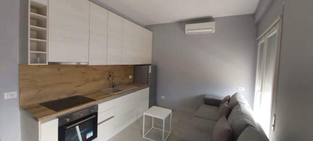 Tirane, jepet me qera apartament 1+1+BLK Kati 2, 56 m² 420 Euro (Rruga e Dibres)