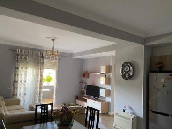 Tirane, jepet me qera apartament 2+1+BLK Kati 7, 100 m² 430 Euro (bedri karapici)