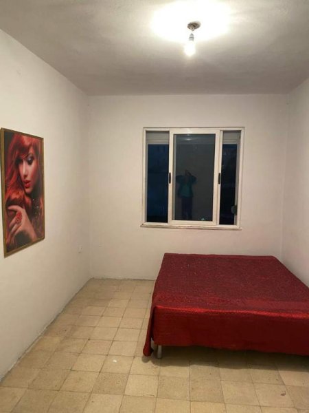 Tirane, ofert apartament 2+1+BLK Kati 3, 70 m² 400 Euro (ish stacioni i fundit i tiranes se re)