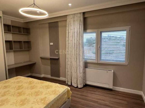 Tirane, jepet me qera apartament 3+1+BLK Kati 2, 104 m² 1.000 Euro (Lake Land Residence Farke)