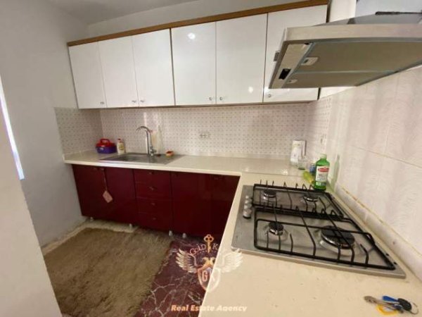 Durres, jap me qera apartament Kati 4, 75 m² 25.000 Leke (GJYKATA DURRES)