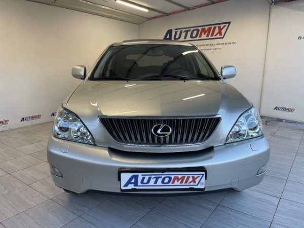 Tirane, shes xhip Lexus rx300 Viti 2004, 7.100 Euro