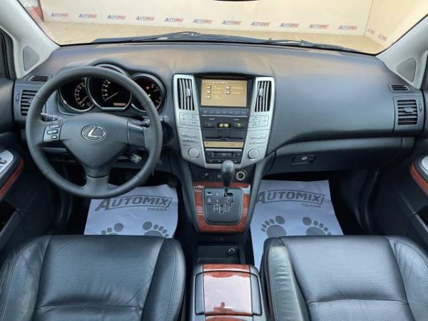 Tirane, shes xhip Lexus rx300 Viti 2004, 7.100 Euro